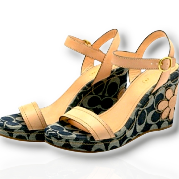 COACH Kori Denim Fleshtone Flower Patchwork Wedge - Picture 1 of 11